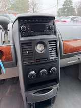 Used 2008 Chrysler Town & Country 2A8HR44HX8R118938 for sale in loganville, GA thumb image 11