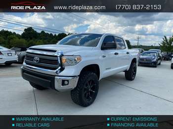 Used 2015 Toyota Tundra CrewMax 5TFDY5F14FX476694 for sale in loganville, GA