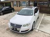 Used 2008 Volkswagen Passat WVWLK73C48E040330 for sale in loganville, GA thumb image 1