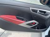 thumb 2012 Hyundai Veloster