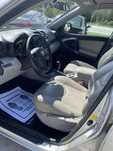 thumb 2011 Toyota RAV4