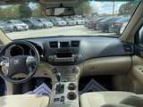thumb 2011 Toyota Highlander