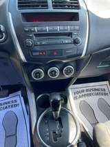 thumb 2011 Mitsubishi Outlander Sport