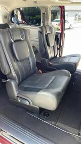 Used 2016 Chrysler Town & Country 2C4RC1CG6GR283601 for sale in loganville, GA thumb image 11