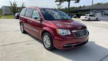 Used 2016 Chrysler Town & Country 2C4RC1CG6GR283601 for sale in loganville, GA thumb image 3