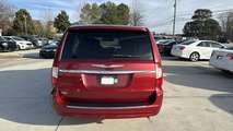 thumb 2015 Chrysler Town & Country