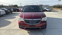 thumb 2015 Chrysler Town & Country
