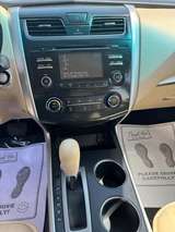 thumb 2015 Nissan Altima