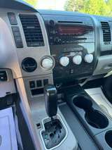 thumb 2012 Toyota Tundra CrewMax