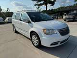 thumb 2014 Chrysler Town & Country