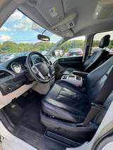 thumb 2014 Chrysler Town & Country