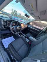 thumb 2018 Mitsubishi Outlander