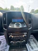 thumb 2010 Nissan Maxima
