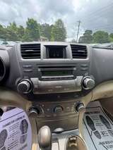 thumb 2010 Toyota Highlander