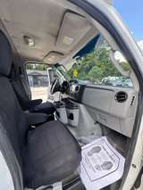 thumb 2010 Ford E350 Super Duty Passenger