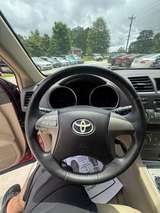 thumb 2010 Toyota Highlander