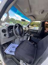 thumb 2010 Ford E350 Super Duty Passenger