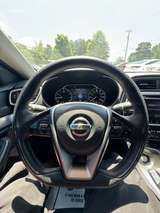 thumb 2019 Nissan Maxima