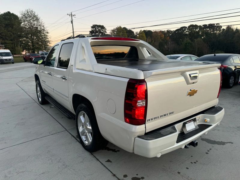 Used 2012 Chevrolet Avalanche 3GNMCGE01CG290878 for sale in loganville, GA image 6
