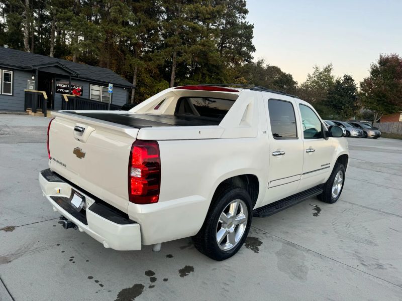 Used 2012 Chevrolet Avalanche 3GNMCGE01CG290878 for sale in loganville, GA image 4