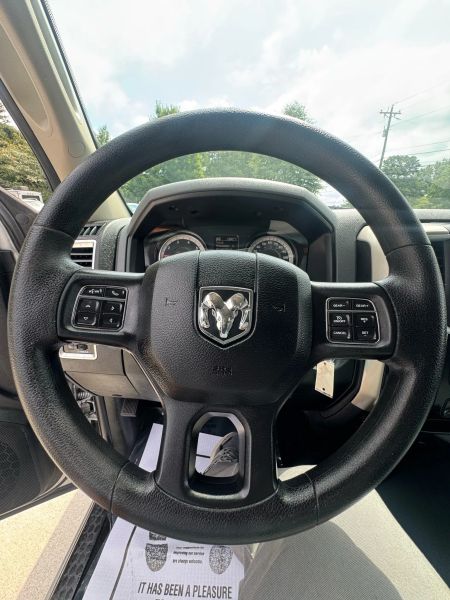 Used 2017 Ram 1500 Quad Cab 1C6RR6GG2HS639166 for sale in loganville, GA image 11