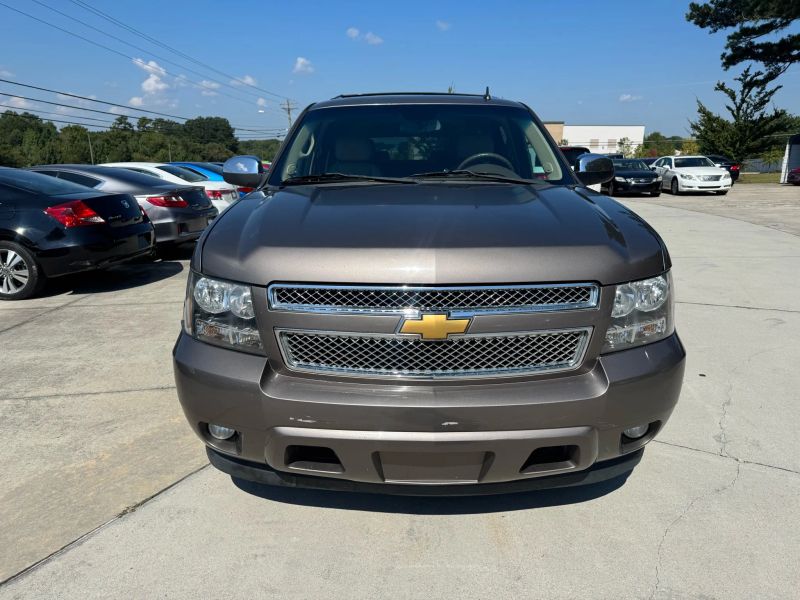 Used 2012 Chevrolet Suburban 1500 1GNSCJE07CR268873 for sale in loganville, GA image 2
