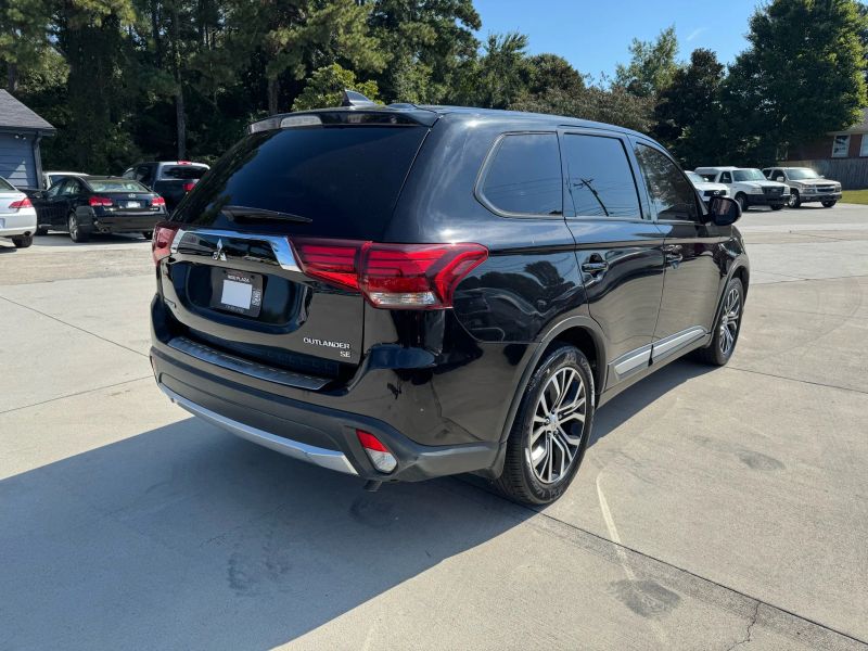 Used 2018 Mitsubishi Outlander JA4AD2A30JJ000812 for sale in loganville, GA image 4