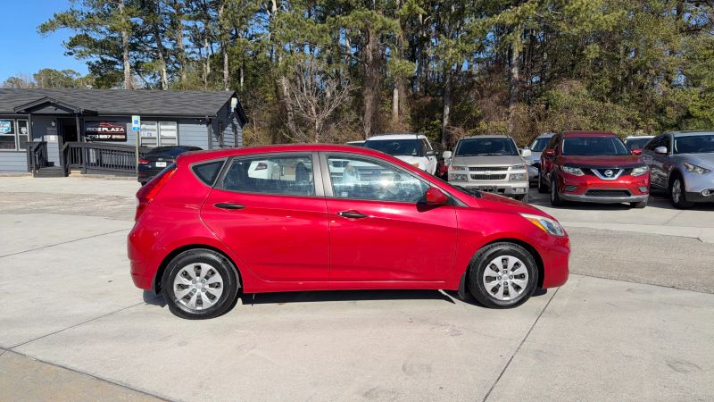 Used 2015 Hyundai Accent KMHCT5AE6FU222082 for sale in loganville, GA image 4