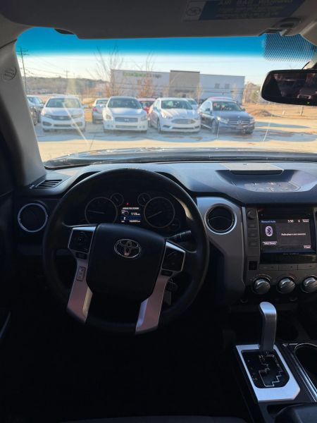 Used 2014 Toyota Tundra CrewMax 5TFEY5F16EX169658 for sale in loganville, GA image 8