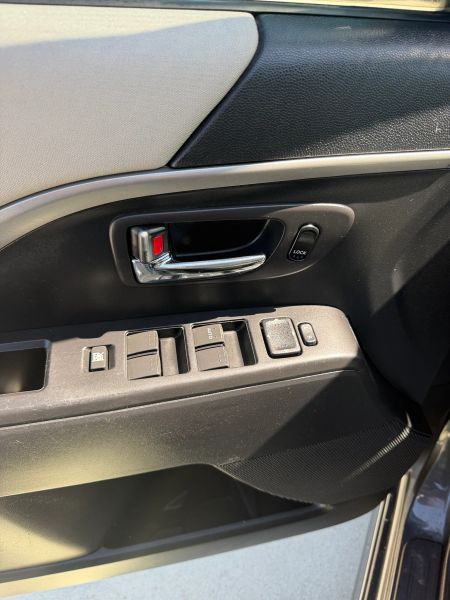 Used 2012 MAZDA MAZDA5 JM1CW2CL5C0133158 for sale in loganville, GA image 10