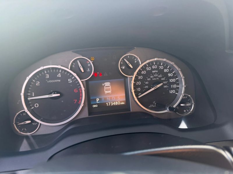 Used 2014 Toyota Tundra CrewMax 5TFDW5F16EX355475 for sale in loganville, GA image 8