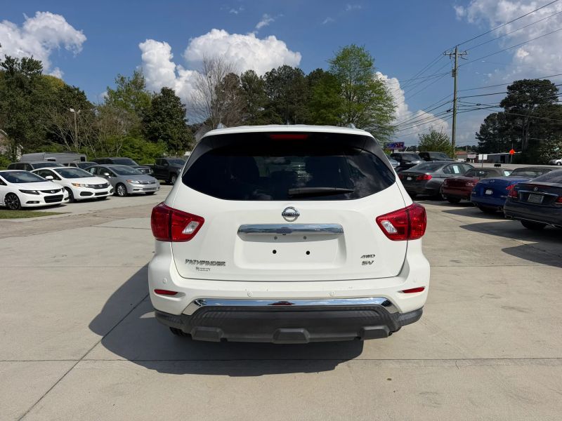 Used 2017 Nissan Pathfinder 5N1DR2MM9HC615605 for sale in loganville, GA image 5