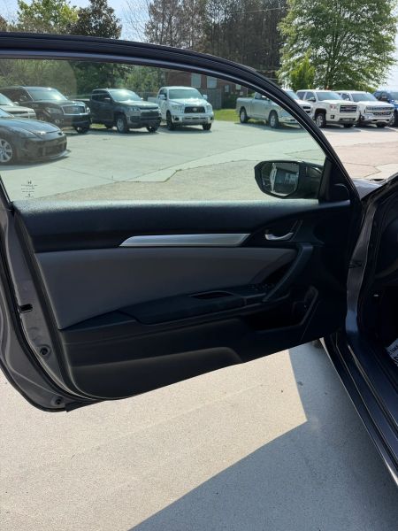 Used 2016 Honda Civic 2HGFC4B06GH300333 for sale in loganville, GA image 9