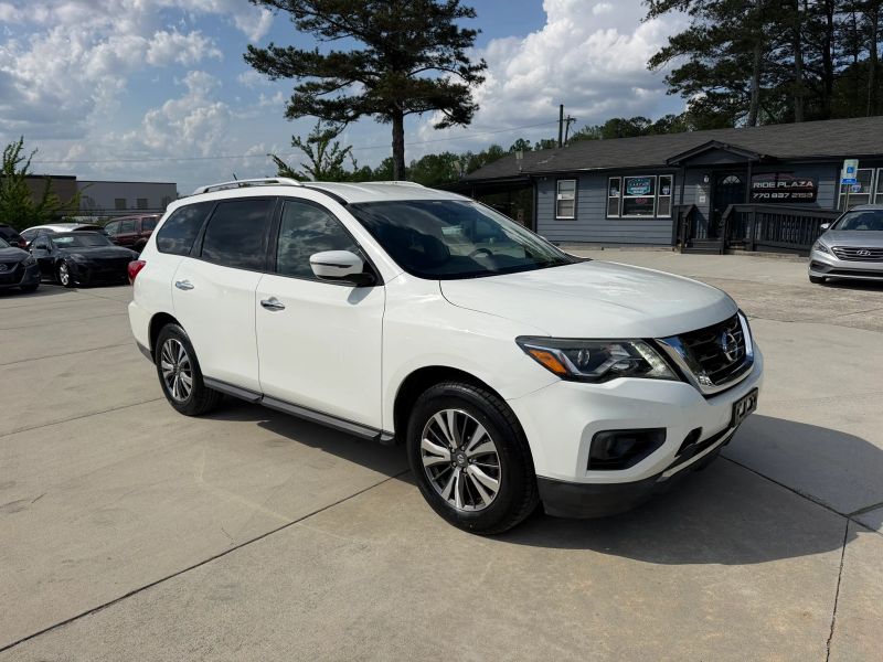 Used 2017 Nissan Pathfinder 5N1DR2MM9HC615605 for sale in loganville, GA image 3