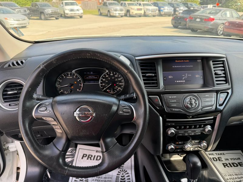 Used 2017 Nissan Pathfinder 5N1DR2MM9HC615605 for sale in loganville, GA image 11