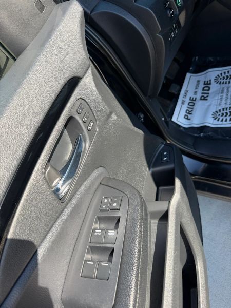 Used 2016 Honda Pilot 5FNYF6H0XGB107495 for sale in loganville, GA image 11
