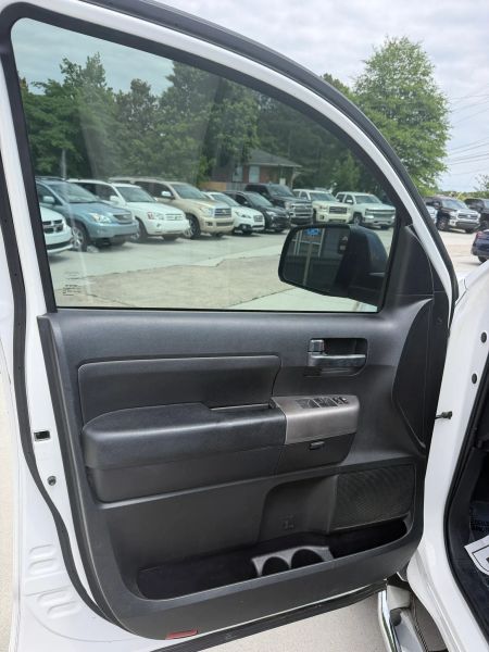 Used 2012 Toyota Tundra CrewMax 5TFDW5F14CX270423 for sale in loganville, GA image 9