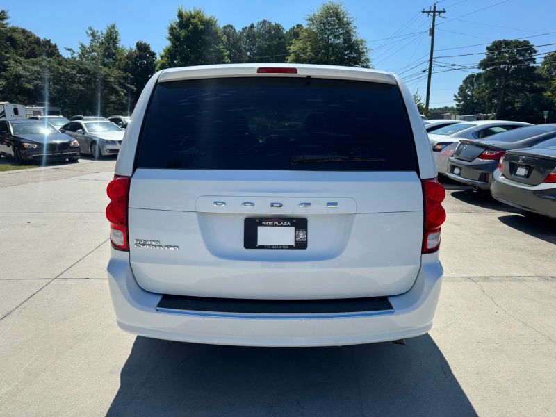 detail 2016 Dodge Grand Caravan Passenger