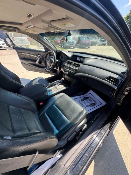 detail 2012 Honda Accord