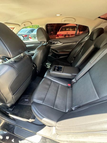 detail 2019 Nissan Maxima