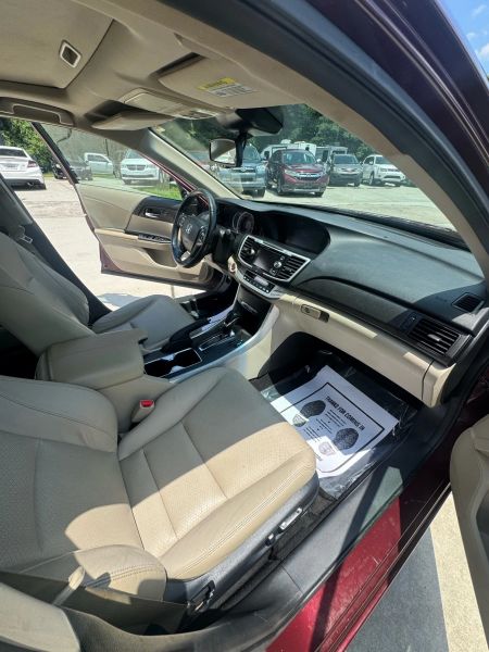 detail 2013 Honda Accord