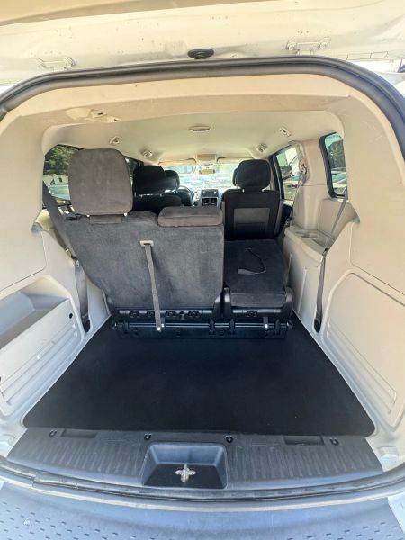 detail 2016 Dodge Grand Caravan Passenger