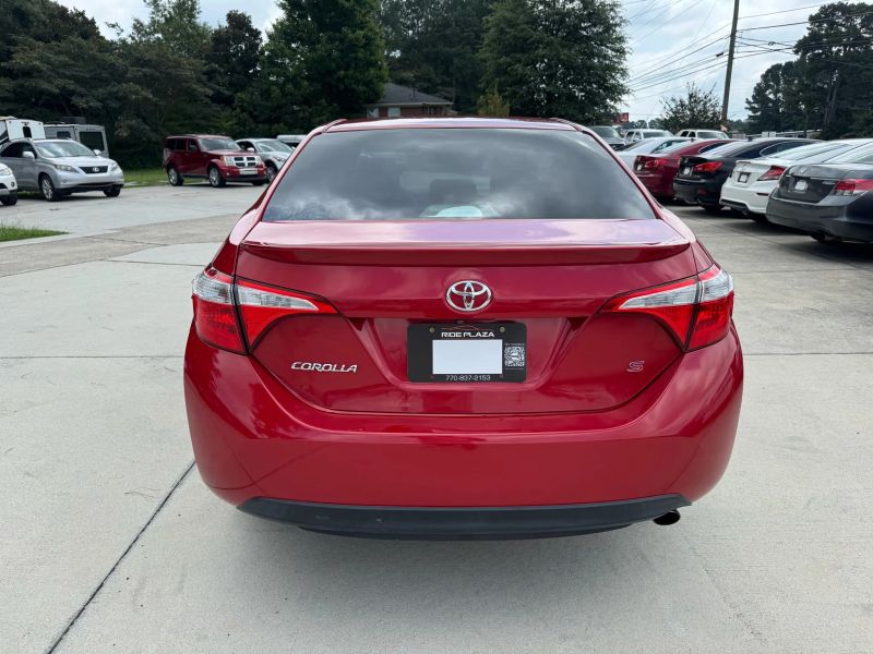 detail 2016 Toyota Corolla
