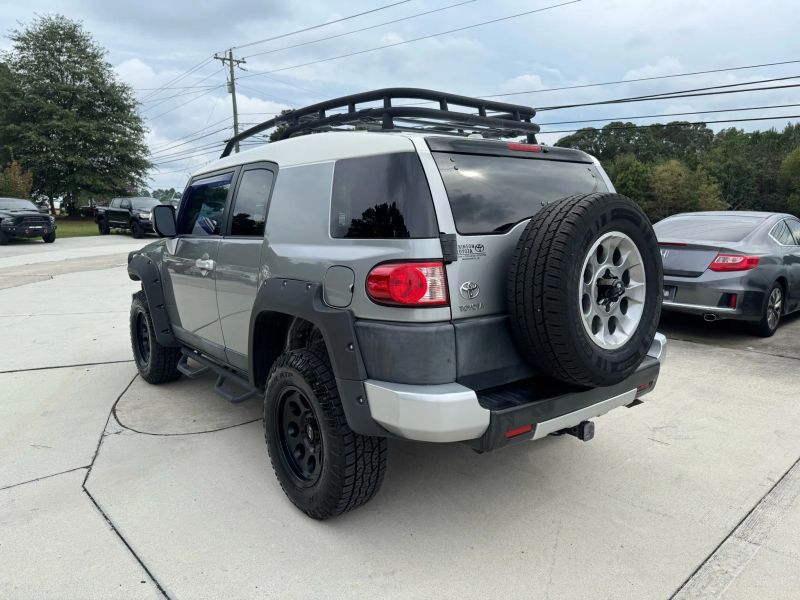 Used 2011 Toyota FJ Cruiser JTEBU4BF4BK111806 for sale in loganville, GA image 6