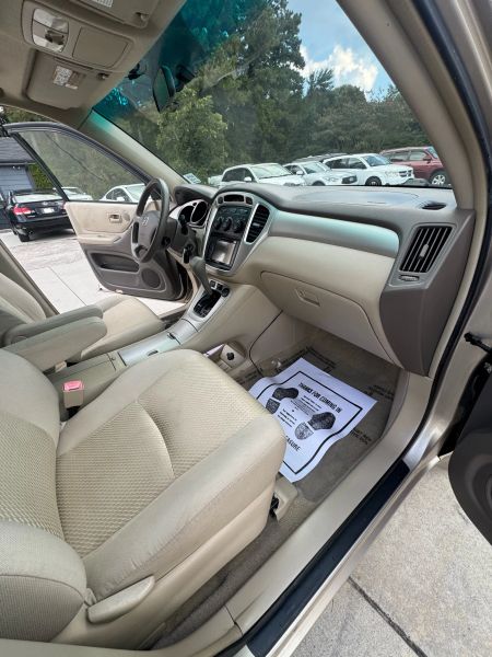 Used 2005 Toyota Highlander JTEGP21A550057990 for sale in loganville, GA image 11
