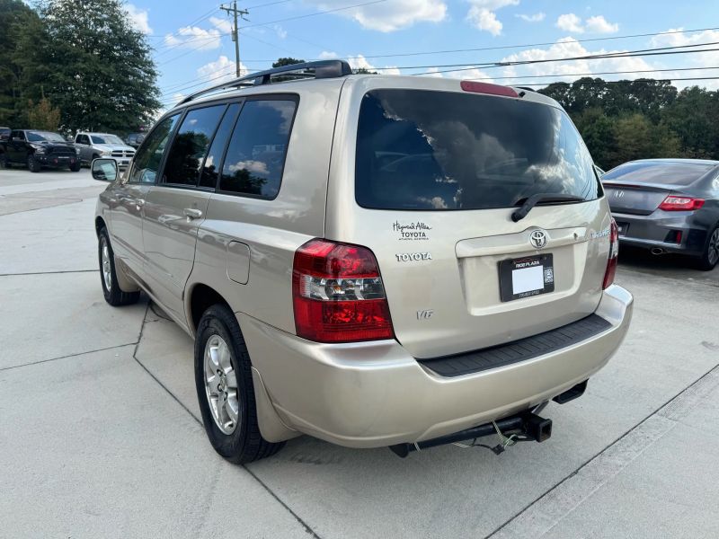 Used 2005 Toyota Highlander JTEGP21A550057990 for sale in loganville, GA image 6