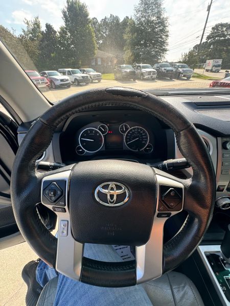 Used 2015 Toyota Tundra CrewMax 5TFHW5F16FX462500 for sale in loganville, GA image 11