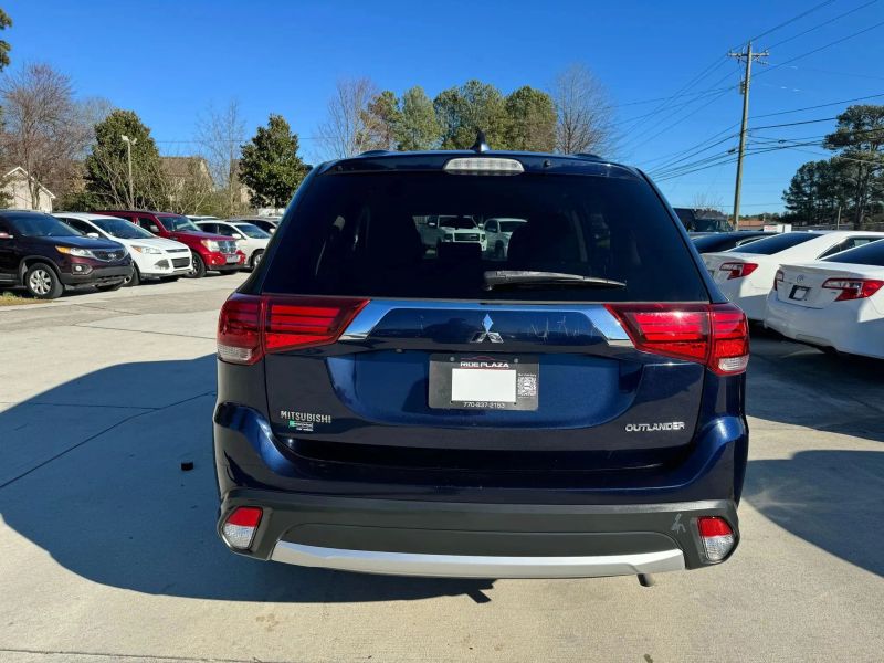 Used 2018 Mitsubishi Outlander JA4AD2A34JZ055281 for sale in loganville, GA image 5