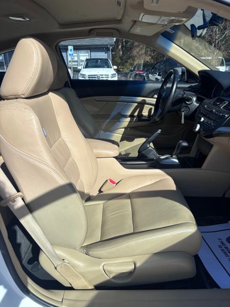 Used 2008 Honda Accord 1HGCS12838A007645 for sale in loganville, GA image 9