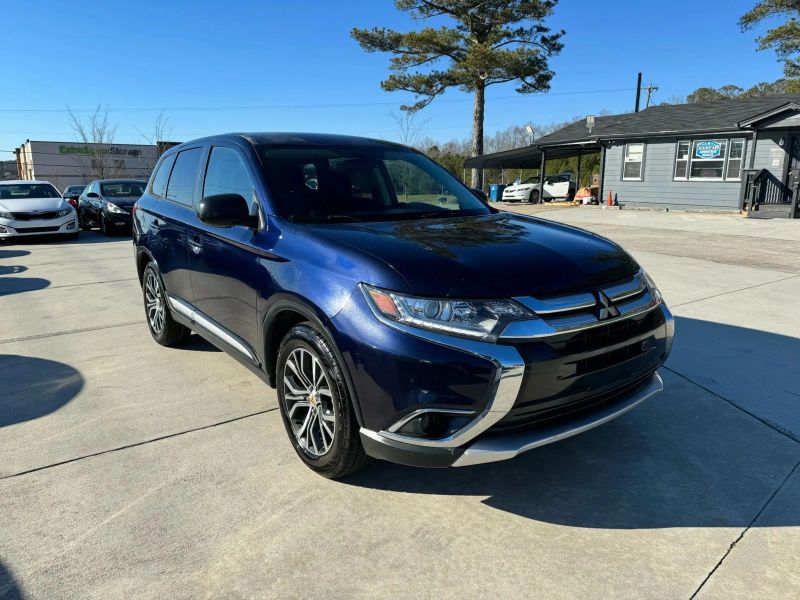 Used 2018 Mitsubishi Outlander JA4AD2A34JZ055281 for sale in loganville, GA image 3